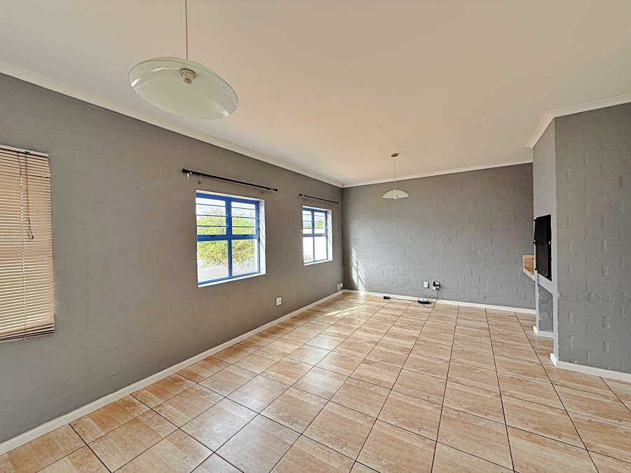To Let 3 Bedroom Property for Rent in Blue Lagoon Western Cape